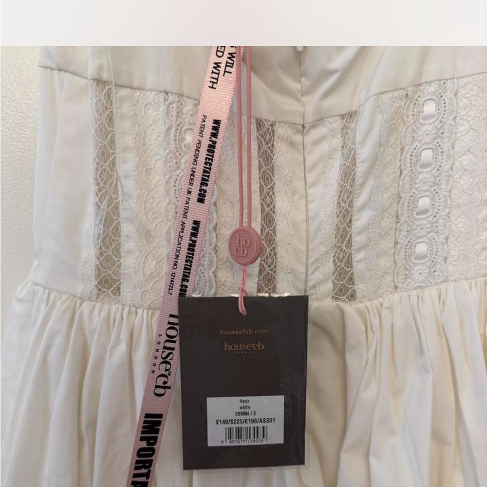 House of CB Ivory Lace Detail Dress - Picture 3 of 4